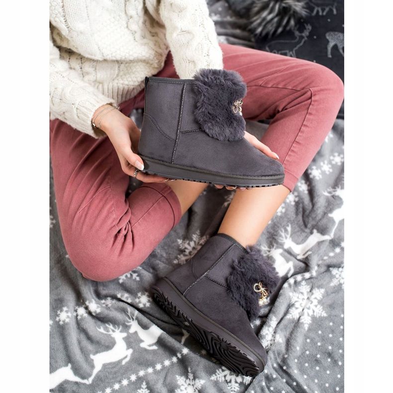 Queentina Mukluki chaud avec ornement gris 1 Queentina Mukluki chaud avec ornement gris 1