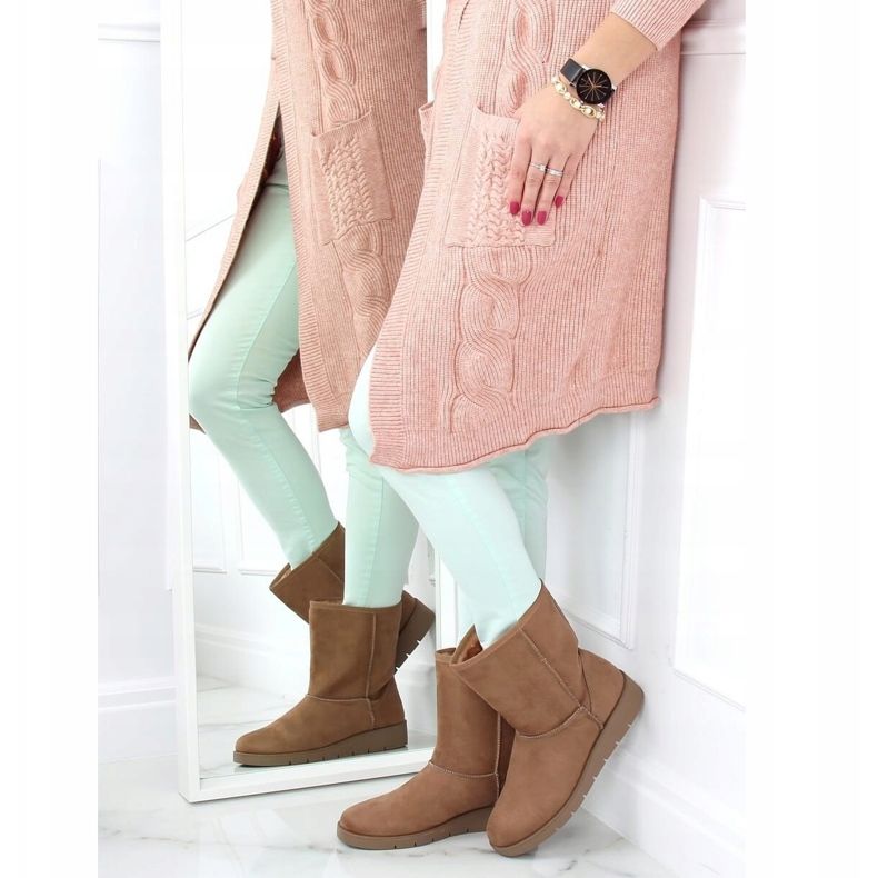 Emuses beiges pour femmes K1838403 Taupe 1 Emuses beiges pour femmes K1838403 Taupe 1