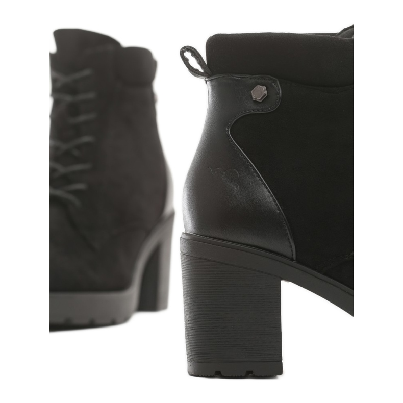 Vices Etaux 8504-38-noir le noir 1