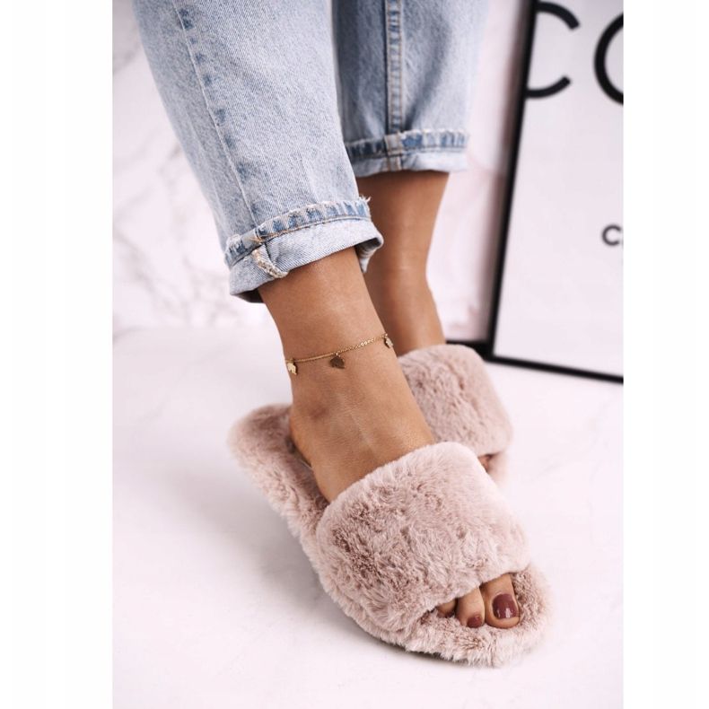 FJ1 Chaussons Femme Fourrure Poudre Jours Froids beige 2 FJ1 Chaussons Femme Fourrure Poudre Jours Froids beige 2