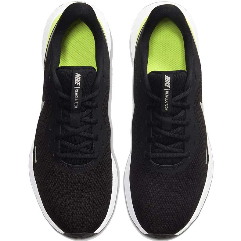 Chaussures de course Nike Revolution 5 pour hommes noires et vertes BQ3204010 blanche le noir 1