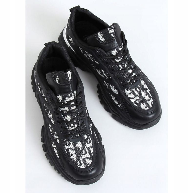 Chaussures de sport pour femmes noires VL123 Noir 1