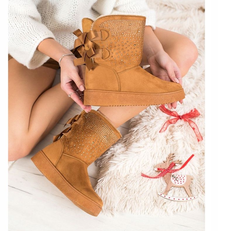 Small Swan Mukluki avec des cristaux brun 1