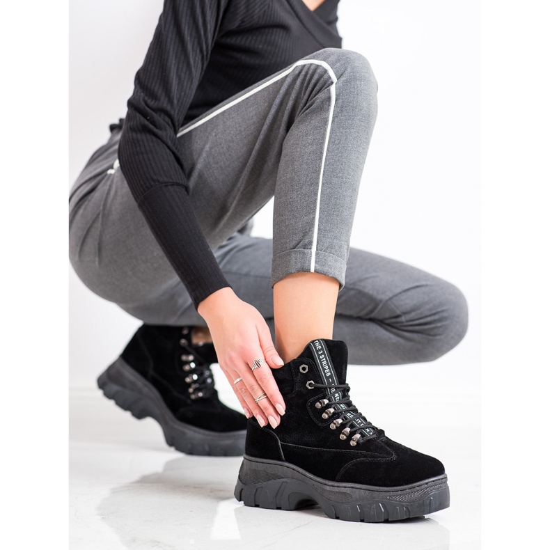 Seastar Trappeurs sur la plate-forme le noir 1