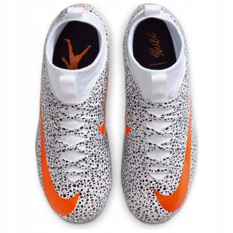 Chaussures de football Nike Mercurial Superfly 7 Academy CR7 FG / MG Jr CV3182-180 blanc 4