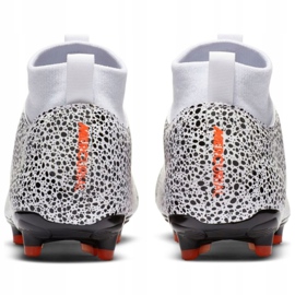 Chaussures de football Nike Mercurial Superfly 7 Academy CR7 FG / MG Jr CV3182-180 blanc 5