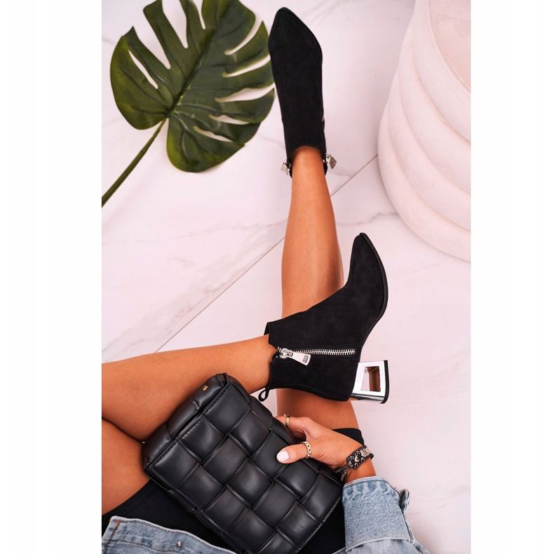 Nicole Bottes pour femmes à talon argenté en daim noir Norah le noir 2