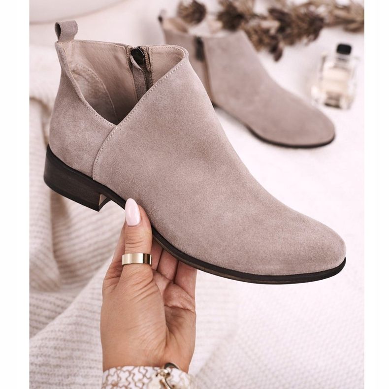 Nicole Bottines Femme Col V Daim Cappuccino Clarence brun multicolore 1