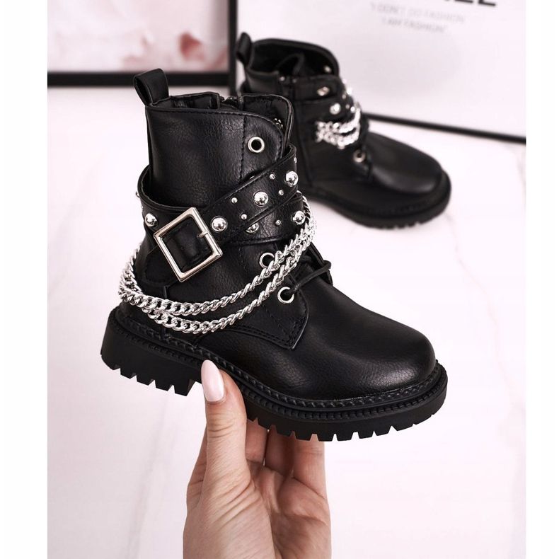 Bottes pour enfants avec une chaîne isolée avec de la fourrure Black Dolly le noir 1