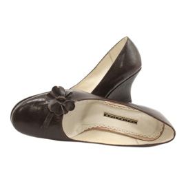 Escarpins en Cuir Marron Pees brun 4