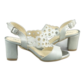 Dolce Pietro Sandales en daim pour femmes sur le poteau 2083 en blanc et argent blanche multicolore 5