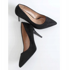 Escarpins sur un talon en daim noir 3980 Noir le noir 1