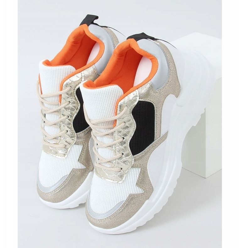 Chaussures de sport compensées blanches et dorées 3171 Gold 1