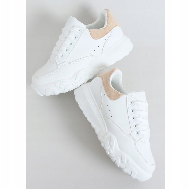 Baskets femme blanches VL124P Beige 1