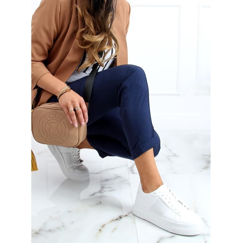 Baskets blanches sur semelle haute LA133P Blanc 2