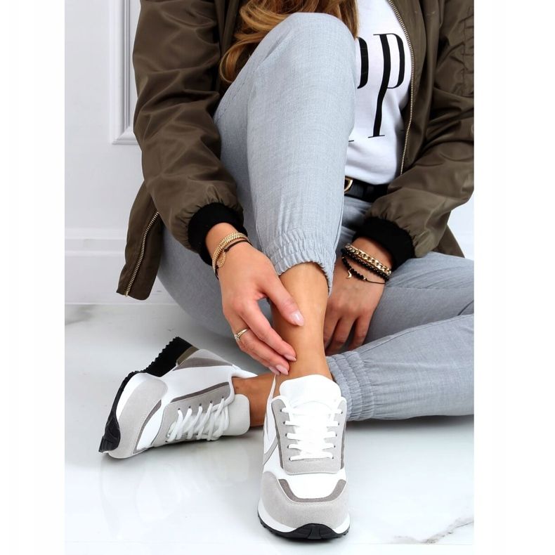 Chaussures de sport blanches VL121P multicolores 2