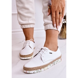 Chaussures en cuir pour femmes Maciejka Blanc 0293611 blanche 2 Chaussures en cuir pour femmes Maciejka Blanc 0293611 blanche 2