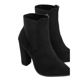 Bottines en daim noir sur le poteau 7KAK le noir 5