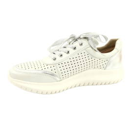 Chaussures de sport à lacets ajourées Caprice, lourdes H 23750, blanches 1