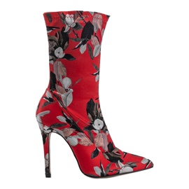 Bottines rouges avec une chaussette Santana 5