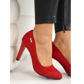 PJ1 Escarpins classiques sur un talon Eliana rouge en daim 5