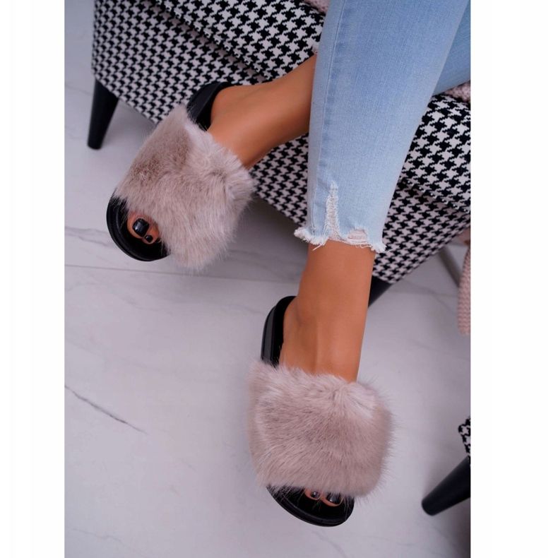 SEA Chaussons Femme Beige avec Fourrure NiceFur gris 2 SEA Chaussons Femme Beige avec Fourrure NiceFur gris 2