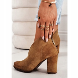 Exquisite Bottines En Daim Sur Un Talon Avec Une Coupe Exquise 1231 Rouge beige brun 2