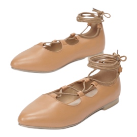 Vices Etaux 778-14 Bei 36 41 beige 1 Vices Etaux 778-14 Bei 36 41 beige 1