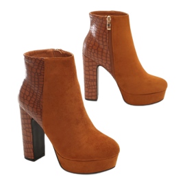 Vices Etaux 1587-17 Chameau 36 41 brun 1 Vices Etaux 1587-17 Chameau 36 41 brun 1