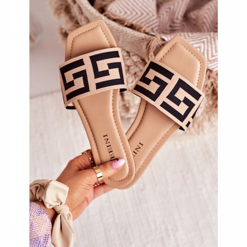 Pantoufles Melinda classiques beiges pour femmes le noir 1