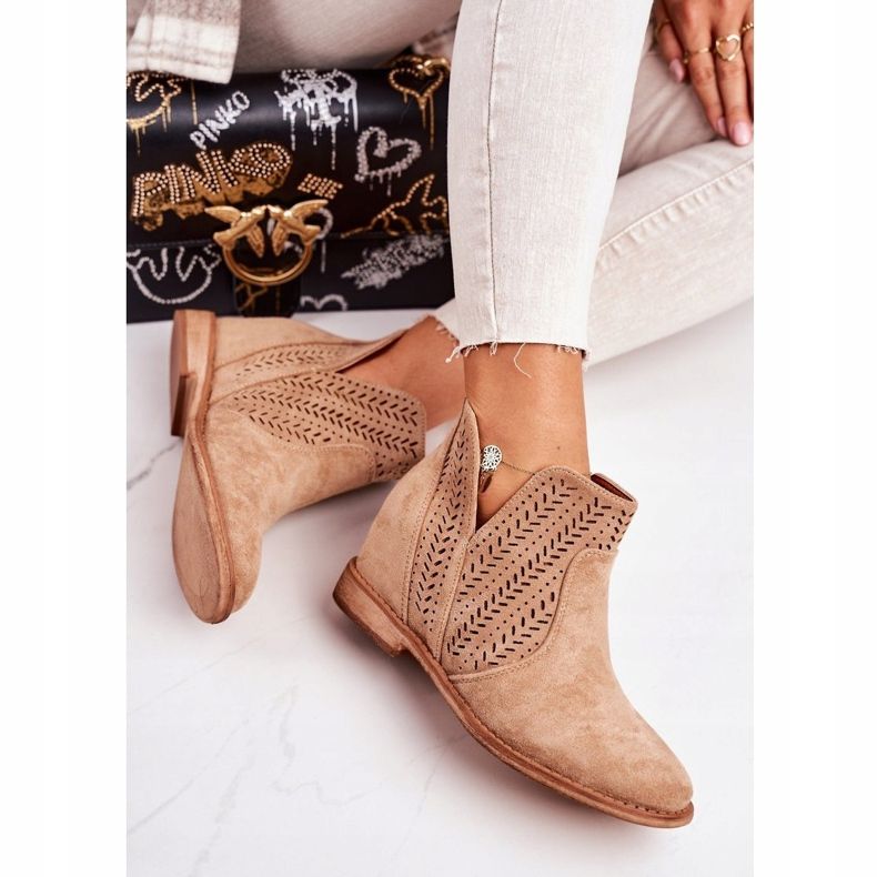 Bottines ajourées sur un coin Beige Melanie 1