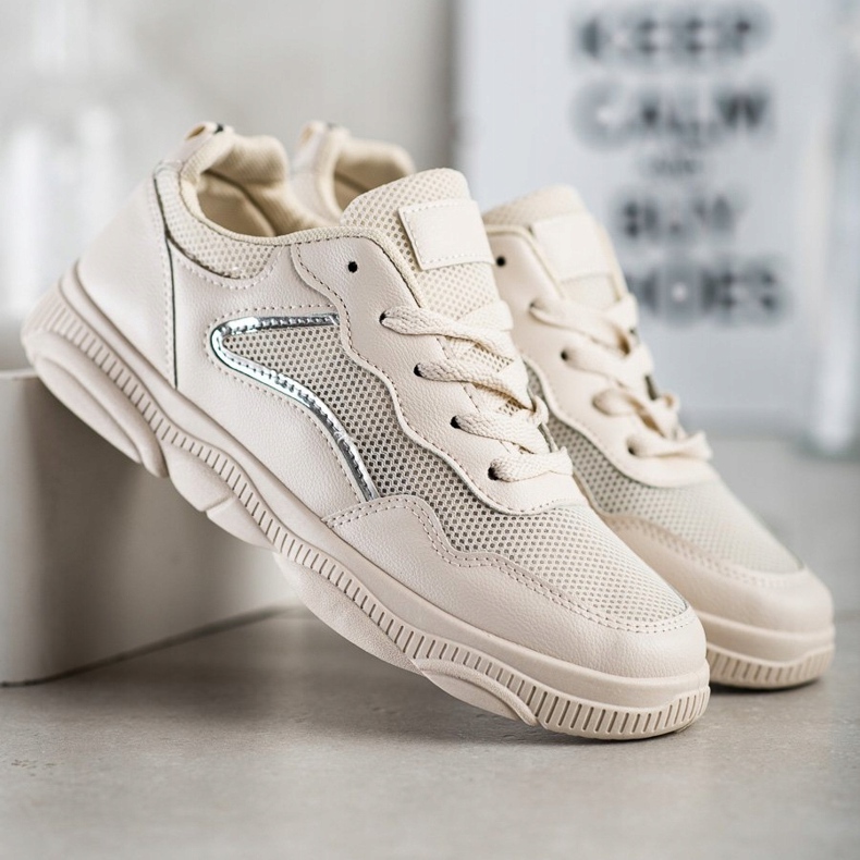 Ideal Shoes Baskets décontractées beiges 1