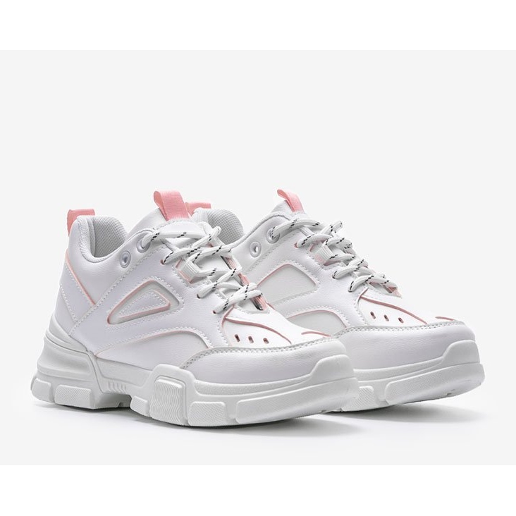 Les baskets blanches Christy's 1 Les baskets blanches Christy's 1