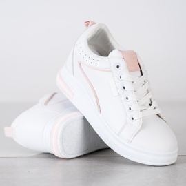 SHELOVET Chaussures blanches à semelle compensée cachée 4