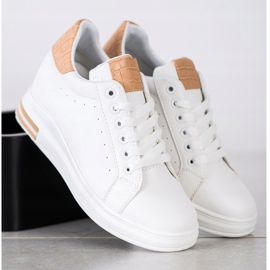 Ideal Shoes Baskets compensées de printemps blanche 1 Ideal Shoes Baskets compensées de printemps blanche 1