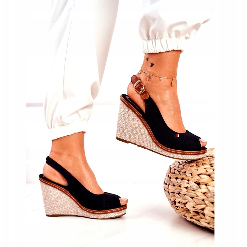 PS1 Sandales compensées tressées noires Tommy brun 3