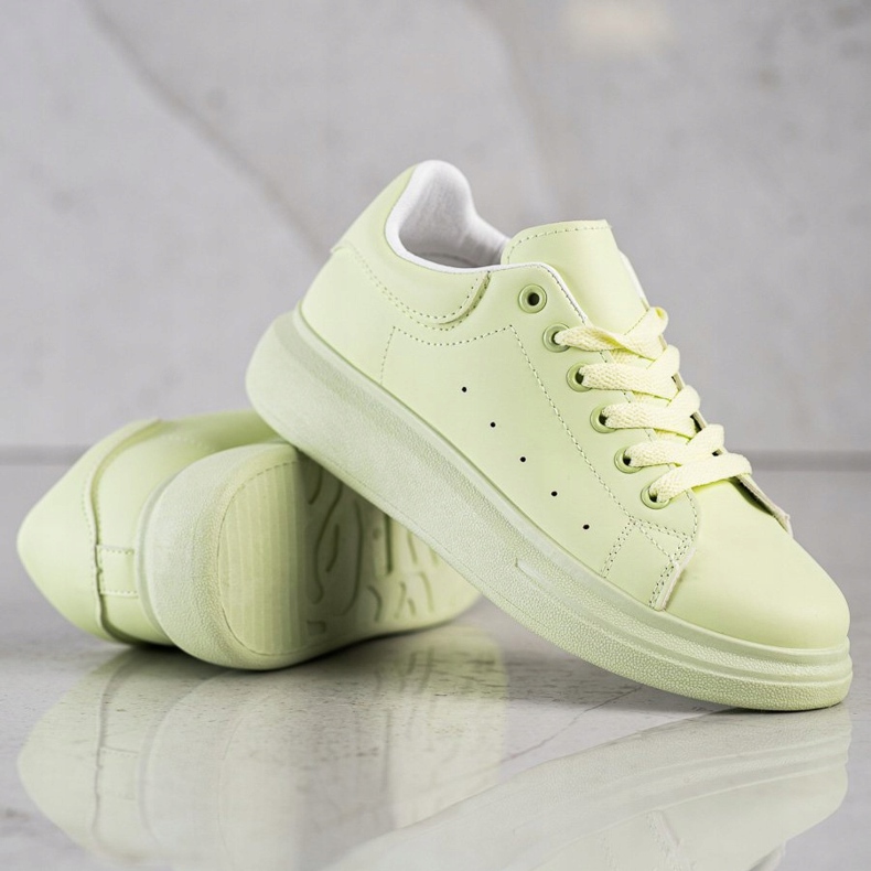 SHELOVET Baskets vertes sur la plate-forme 2