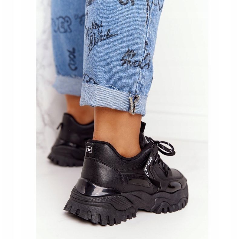 EVE Baskets pour femmes sur une semelle massive noire riant 2