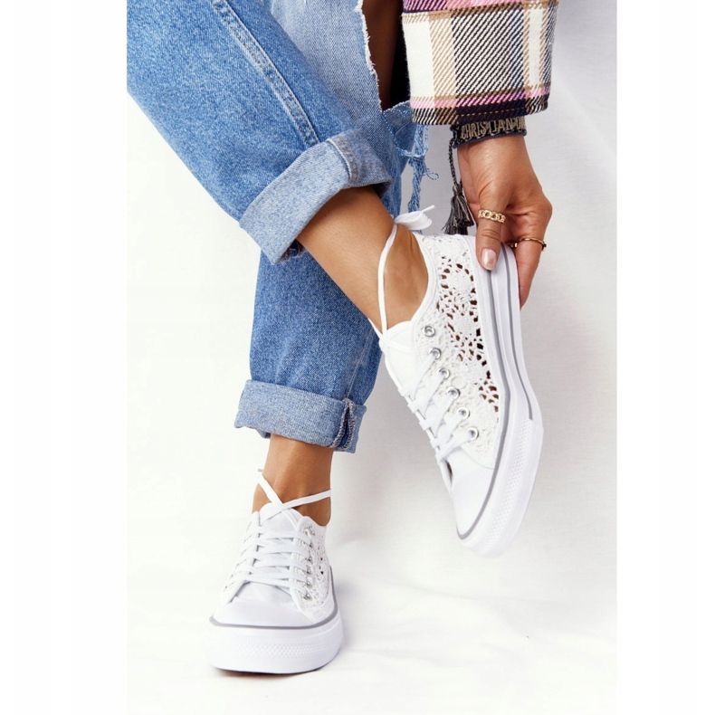 FB2 Baskets Candice Blanches à Dentelle Femme 2 FB2 Baskets Candice Blanches à Dentelle Femme 2