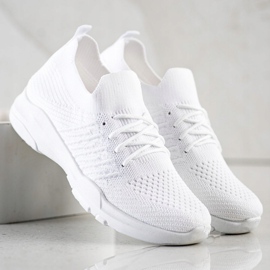 SHELOVET Chaussures de sport blanches confortables 1 SHELOVET Chaussures de sport blanches confortables 1