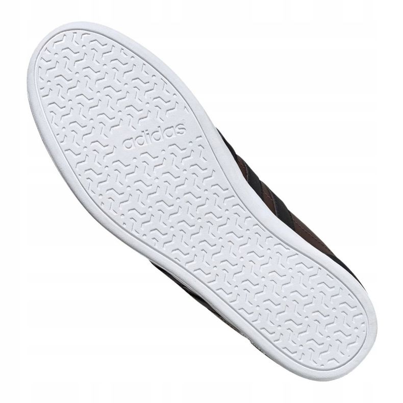 Chaussures Adidas Caflaire M FV8549 brun 4