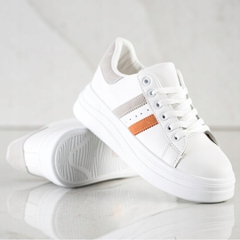 SHELOVET Baskets avec empiècements en daim blanche 4