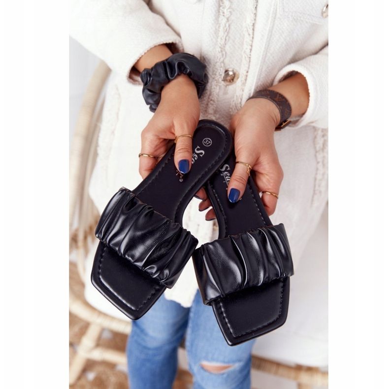 PS1 Pantoufles noires classiques pour femmes le noir 1