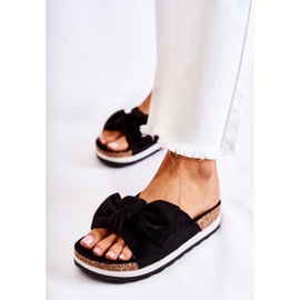 PS1 Pantoufles noires sur la plateforme So Comfy le noir 4