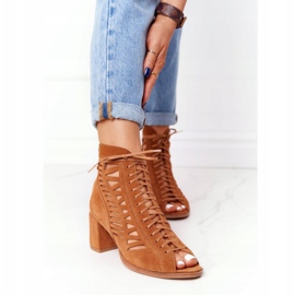 Boots Daim Ajourées Maciejka Rouge 04040-29 brun 6