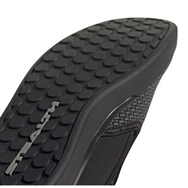 Chaussures Adidas Sleuth Slip-On M EE8941 le noir gris 3