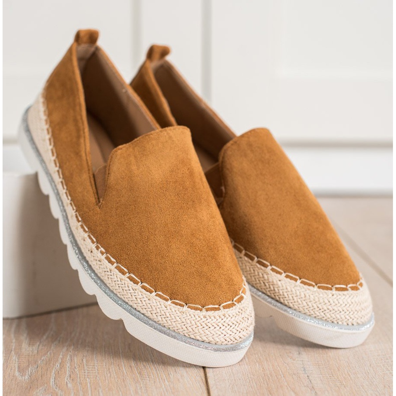 SHELOVET Slipons en daim pour le printemps brun 2