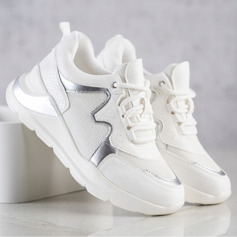 Weide Baskets confortables et élégantes blanche 1