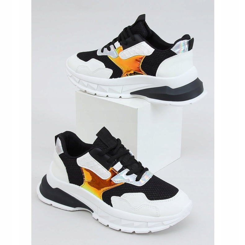 Chaussures de sport noires et blanches BH003 Noir 1