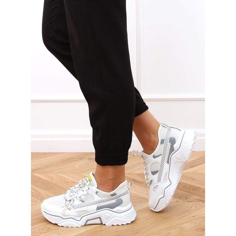 Chaussures de sport blanches FF-2 Blanc 2 Chaussures de sport blanches FF-2 Blanc 2